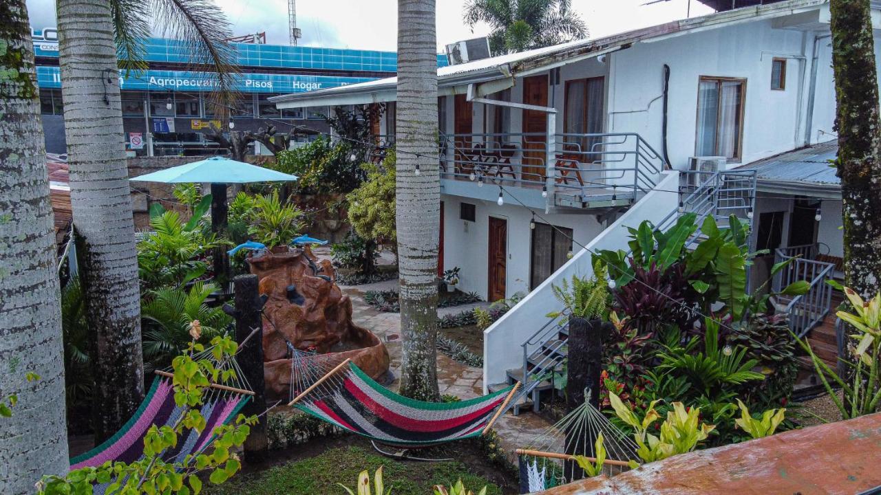A Pousada Arenal Poshpacker La Fortuna Exterior foto