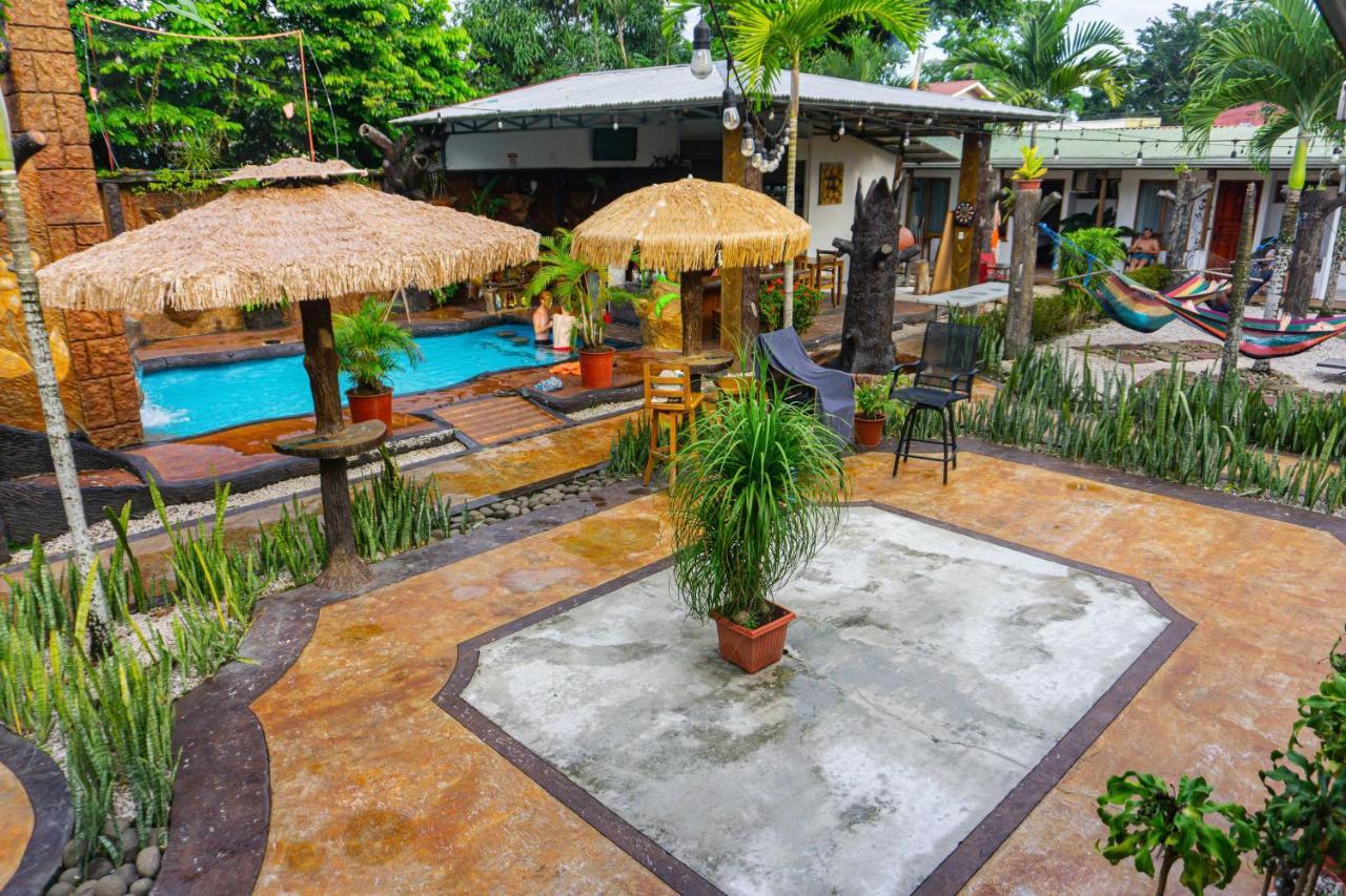 A Pousada Arenal Poshpacker La Fortuna Exterior foto